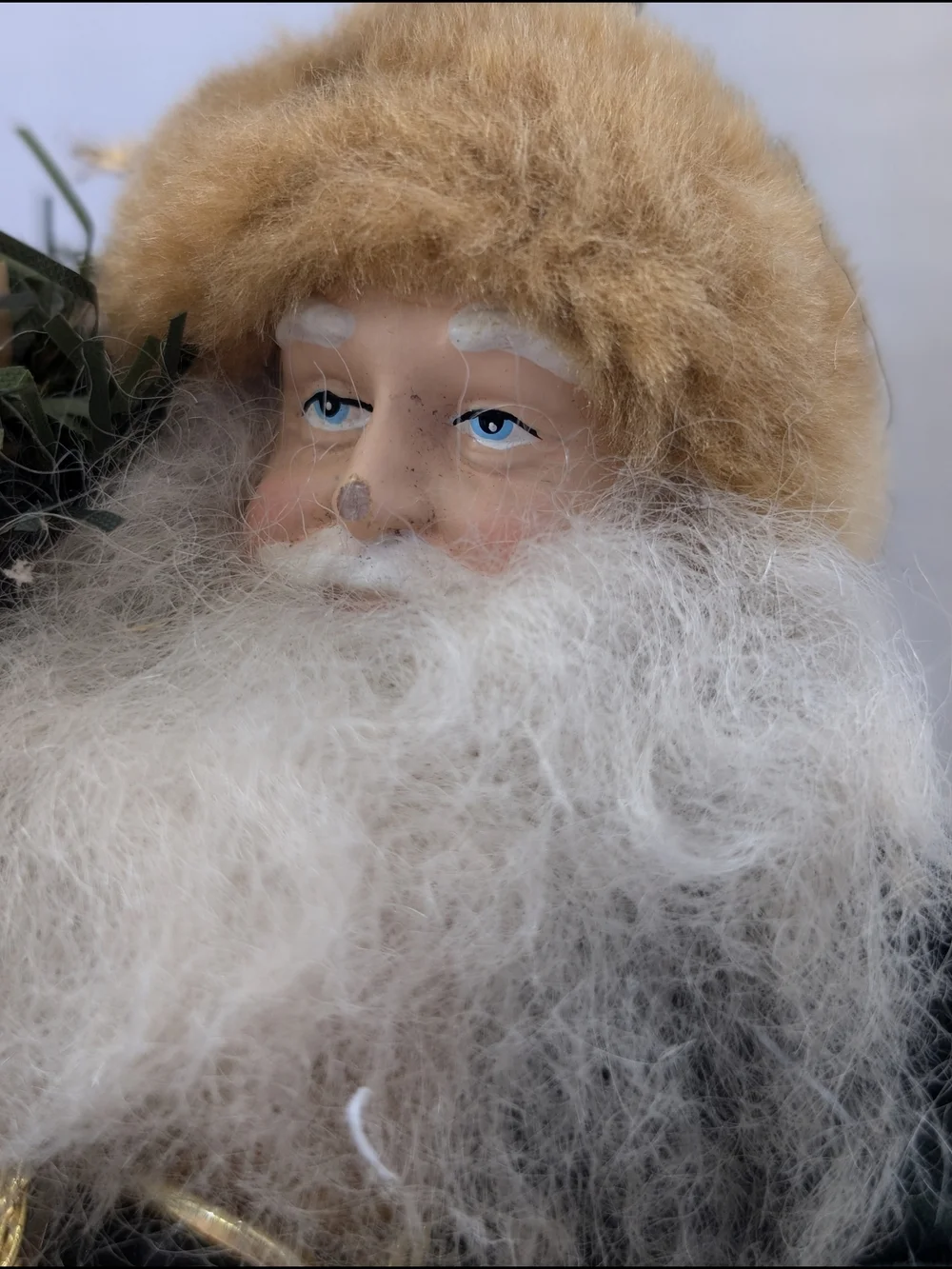 Holiday Sitting Santa Ornament Or Shelf Sitter